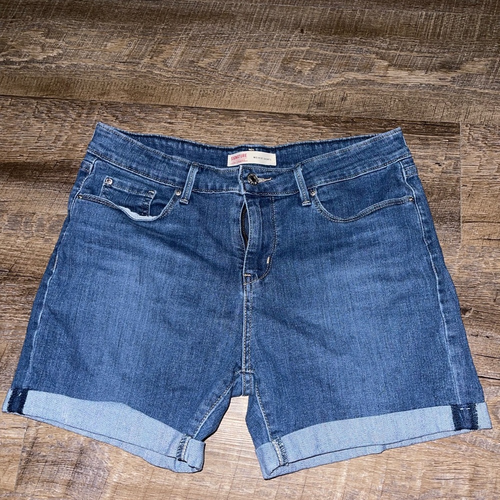 Womens Levi Strauss Signature Jean Shorts